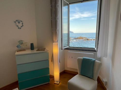 Boccadasse Apartment | Cozy Oceanfront Retreat at nel gozzo sul mare - Genovainrelax