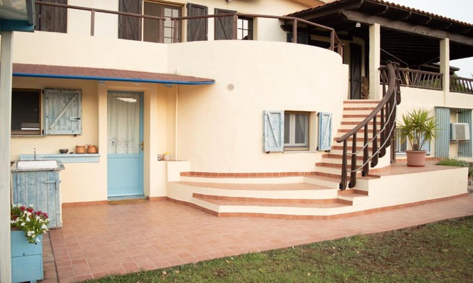 Bindua Apartment | Experience Nel Verde del Villaggio - Casetta Celeste Awaits