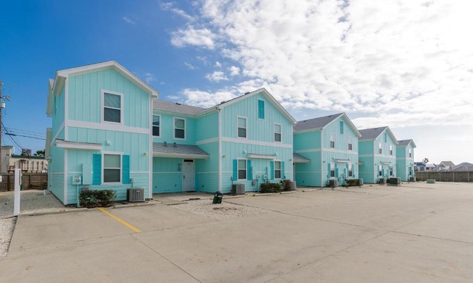 Corpus Christi Villa | Family-Friendly Retreat at Nemo Cay Resort with Pool Access
