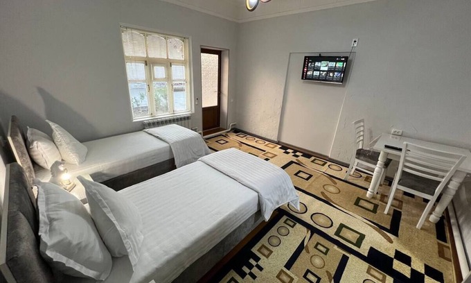 Buxoro House | Budget-Friendly Double Room at Nemo Guest House