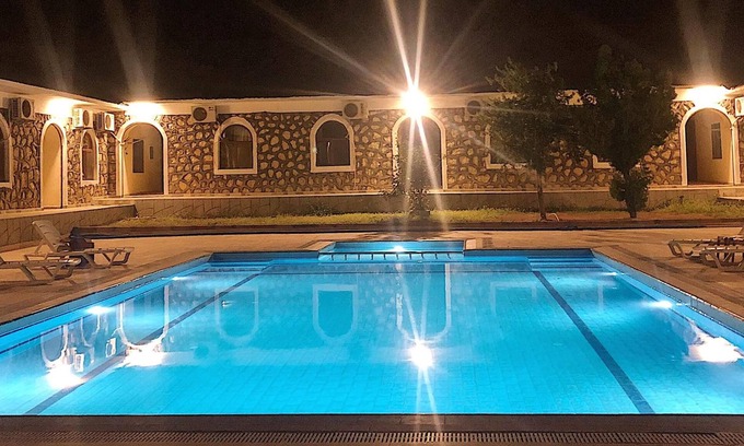 Kahta Hotel | Relax at Nemrut Euphrat Hotel with Family-Friendly Amenities