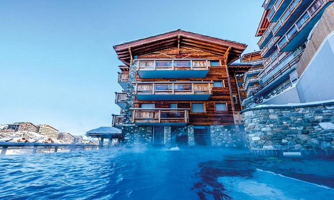 Saint-Pierre-de-Clages Hotel | Relax at Nendaz 4 Vallées & SPA: Rated 8.4/10, Oceanfront Bliss
