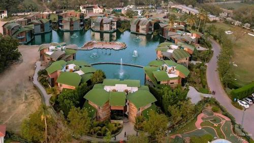 Petlad Hotel | Experience Neonz Resort & Club: A 5-Star Getaway Awaits