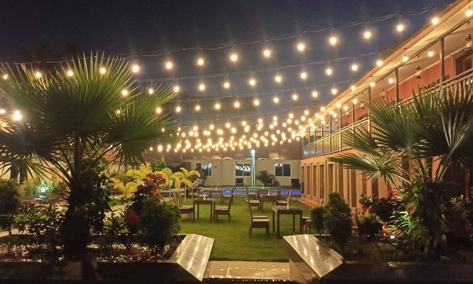 Jhapa Hotel | Delightful Nepalirika Hotel Damak with Pool & Dining