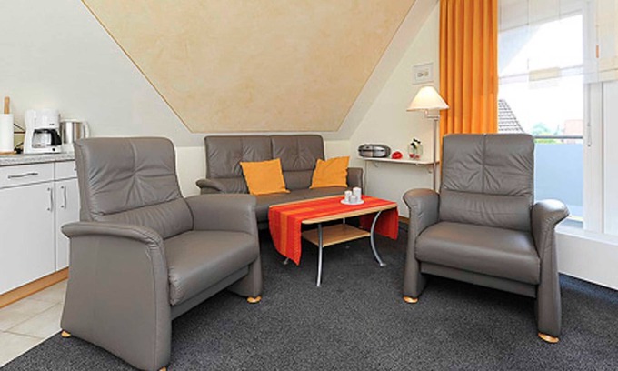 Esens Apartment | Top-Rated Neptun Apartment Rental at Haus Sternenlicht