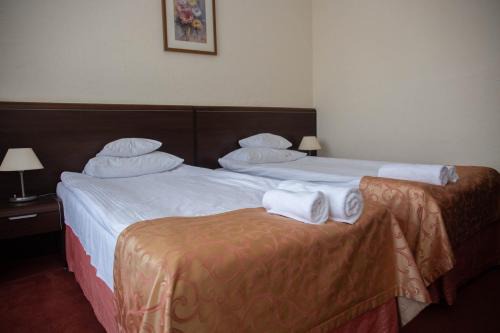 Legnica House | Discover Neptun: Family-Friendly, Pet Welcoming Retreat