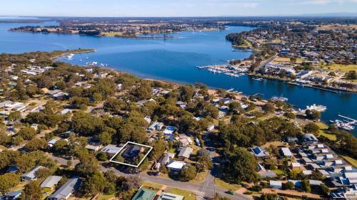 Raymond Island House | Family-Friendly Stay at Neptune - Perfect for Kids!