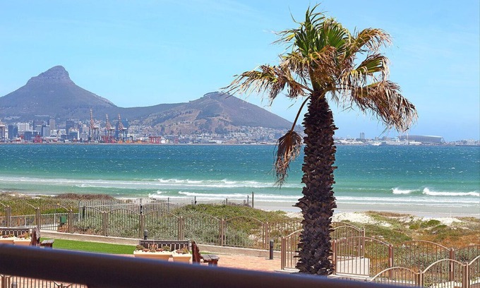 Lagoon Beach Apartment | Cozy Neptune Isle 214 - One Bedroom Apartment for Two