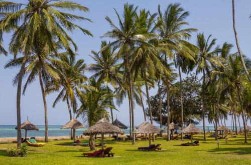Galu Kinondo Resort | Relax at Neptune Paradise Beach Resort & Spa - All Inclusive