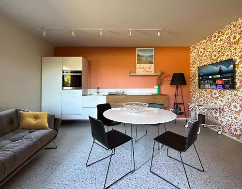 Blevio Apartment | Scenic Nest Blevio Apartment with Pool and Ocean Views