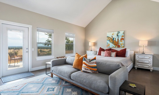 Fredericksburg Cottage | Explore Nest Cottage: Scenic Hill Country Retreat Awaits