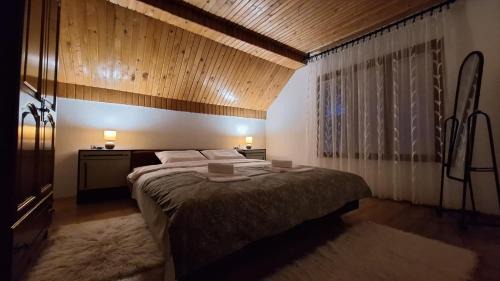 Mojkovac Apartment | Cozy Nest for Rest: Guest Rated 10/10 & Child Friendly