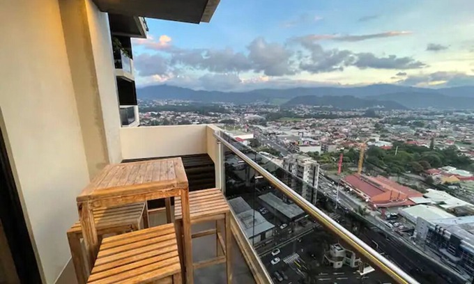 El Prado Apartment | Top-Rated NEST Suite on 22nd Floor with Spa & Hot Tub