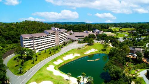 Miki Hotel | Elegant Nesta Resort Kobe: Pool, Spa & Kid-Friendly Fun