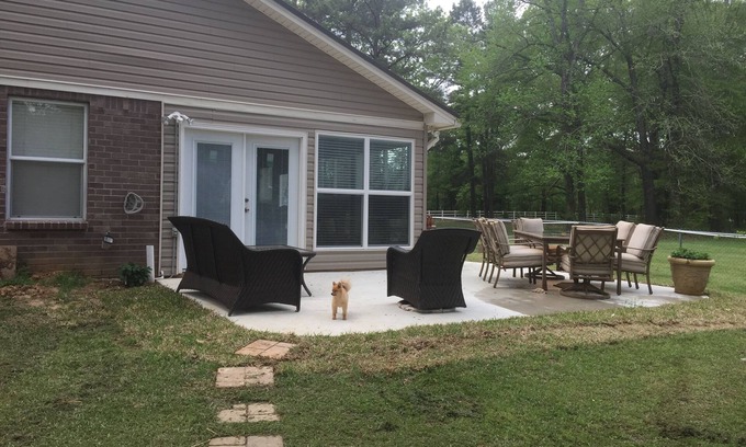 Jackson House | Serene Retreat Near State Capitol with Family-Friendly Amenities