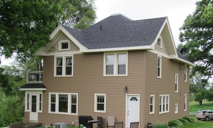 New Glarus Other | Nestled amid the rolling hills and peaceful tranquility of the countryside