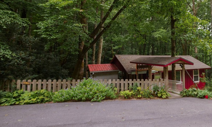 Penrose Cottage | Cozy Retreat by the Stream: Hot Tub, Pets Welcome & WiFi