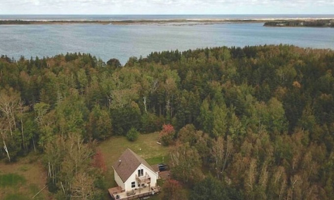 Brackley Beach Cottage | Serene Retreat at Nestled Woods by Brackley Beach