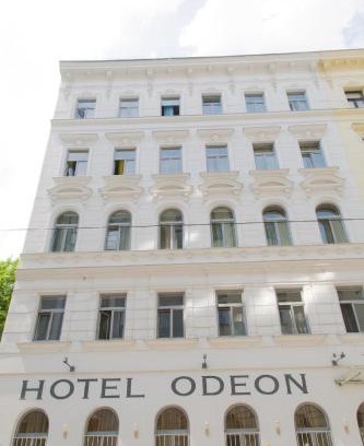 Leopoldstadt Apartment | Nestroyplatz Rooms I Self Check In