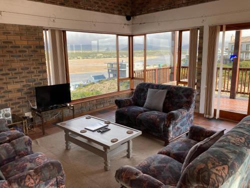 Port Beaufort House | Serene Oceanfront Retreat at Net Net Holiday Home