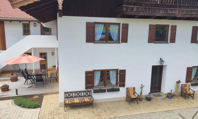 Surberg House | Recently Renovated Retreat Surrounded by Picturesque Fields