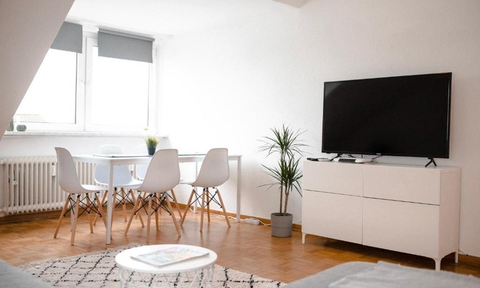Bad Salzuflen Apartment | Modern Sweet Home with Parking & Netflix, Rated 8.8/10
