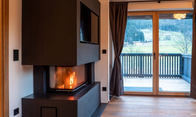 Oberaurach Apartment | Modern Neubau Apartment with Sunset Terrace & Sauna