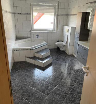 Lohfelden Apartment | Neubau Schmidt 4 Zimmer Kassel Autobahn nähe