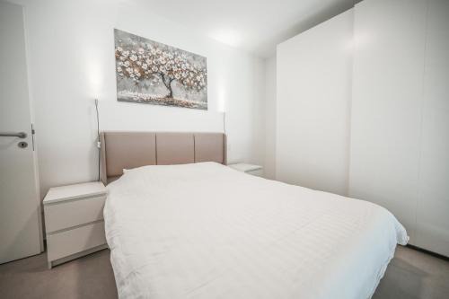 Cents Apartment | Neudorf Residences: Pet & Child-Friendly Retreat with 10/10 Rating