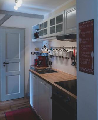 Zusow Apartment | Nature Retreat: Peter's View - Family-Friendly & Highly Rated