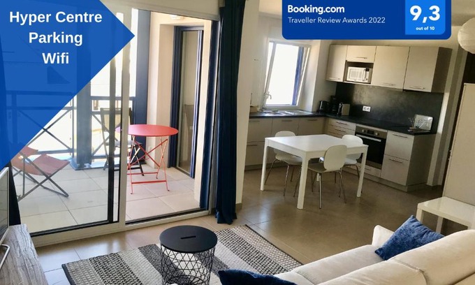 Le Pouliguen Apartment | Modern Hotel in Pouliguen: Walk to Beaches and Boutiques