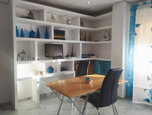 Cenes de la Vega Apartment | Explore Nevada Apartments - Guest Rated 9.1/10