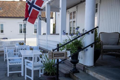 Nevlunghavn Hotel | Nevlunghavn Gjestgiveri