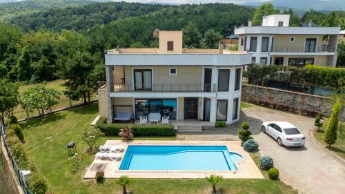 Sapanca House | Experience Comfort at Nevras Resort in Scenic Sapanca
