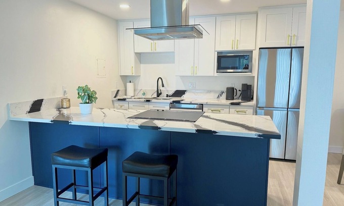 Mission Valley West Condo | New 2-Bed Condo in a Prime Location WithnFree Parking
