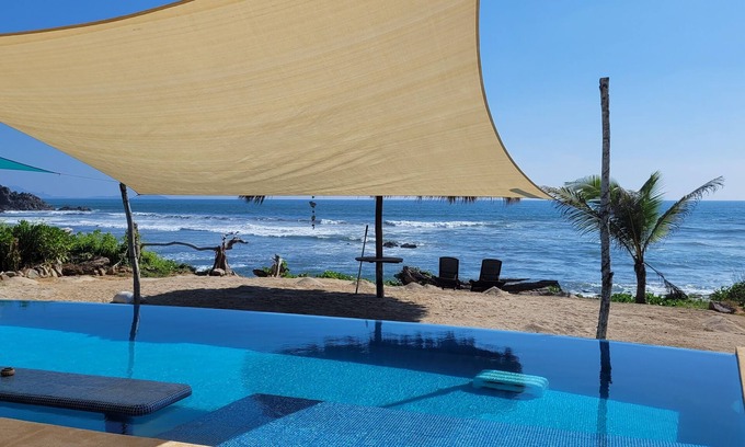 Troncones Villa | NEW ! 2-bedroom Villa with WiFi, AC in Beautiful Troncones