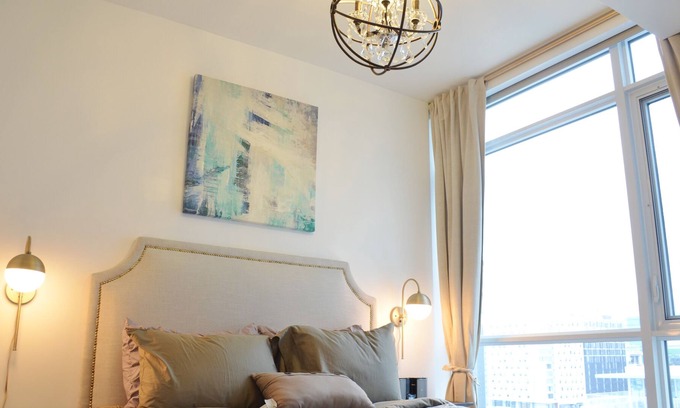 East Village Apartment | New 2 Bedrooms Apartment In The Trendy Downtown Riverfront East Village
