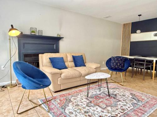 Norcross House | Cozy 2b2b Townhouse in a Quiet Neighborhood