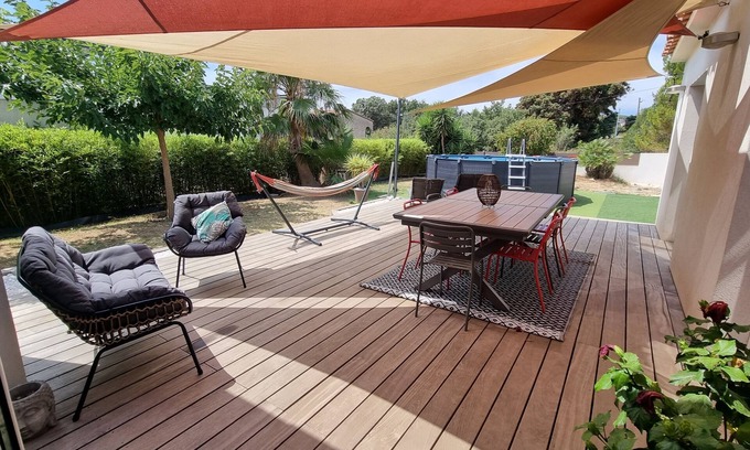 La Seyne-sur-Mer House | Tranquil 3-Bedroom Villa Steps from the Ocean