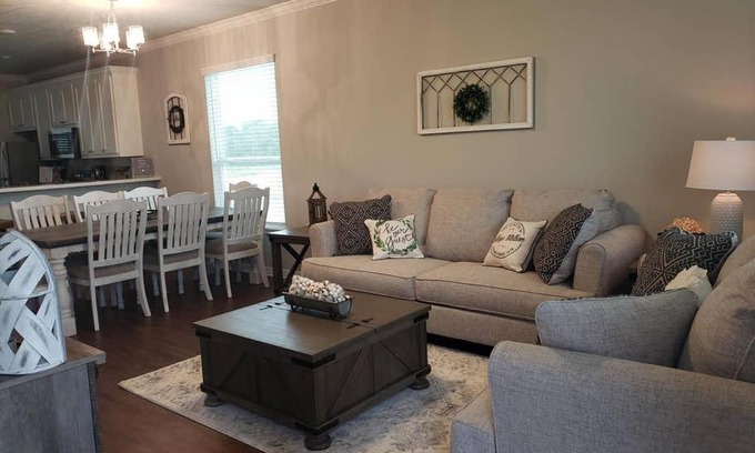 College Station House | Stylish 4-Bedroom Farmhouse in College Station Awaits!
