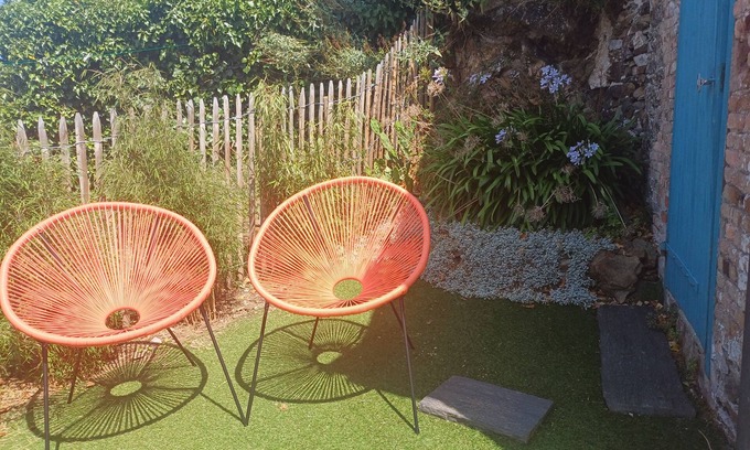 Binic House | New! 5 min walk to beaches and restaurants. Quiet house in pedestrian street