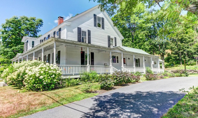 Williamsville House | Charming VT Home with Hot Tub, Near Rock River & Skiing