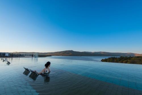 Akankohan Hotel | Relaxing Retreat at New Akan Hotel with Spa & Dining