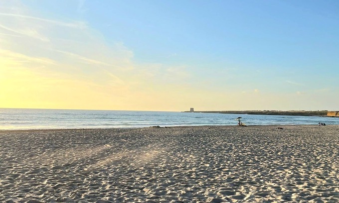 Cinisi Bed & Breakfast | New and central B&B, near Falcone and Borsellino Airport, 5 minutes from the sea