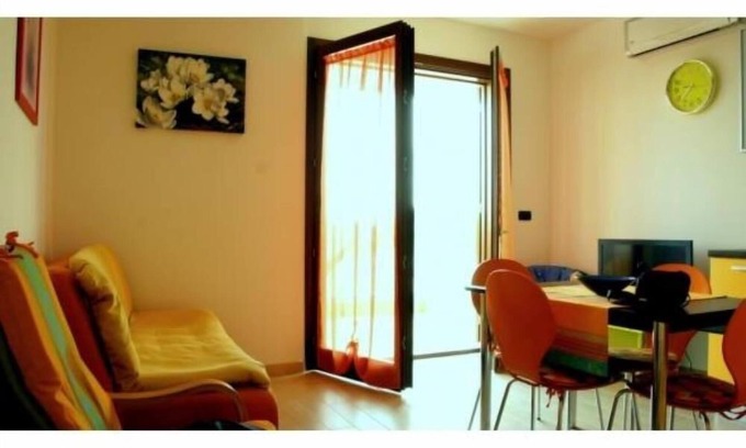 Alghero Apartment | Lovely Apartment 300m from Beach with Free Wi-Fi & Spa