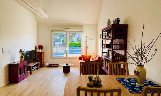 Groix Apartment | New apartment with terrace and parking in Groix