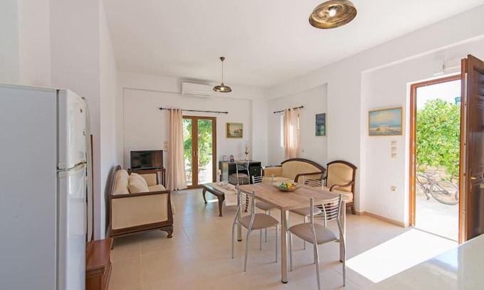 Heraklion Apartment | Cozy Apartment Near Medical Center with Garden Retreat