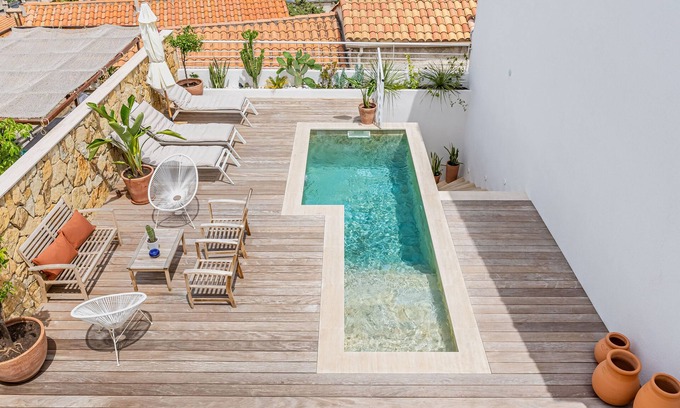 7th Arrondissement House | Architect-Designed Villa with Pool in Quartier Bompard