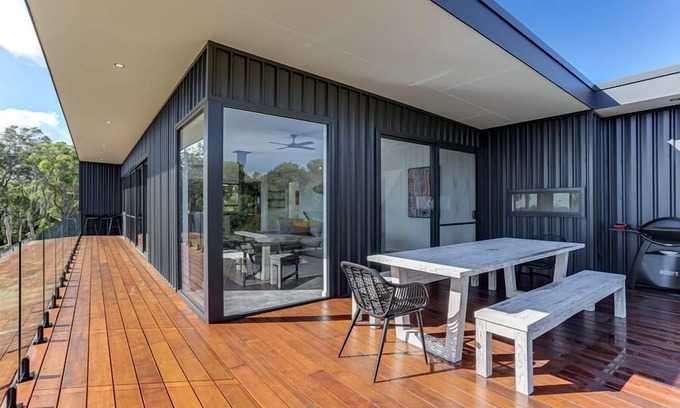 Margaret River House | Modern Bushland Retreat in Margaret River – 10/10 Guest Rated