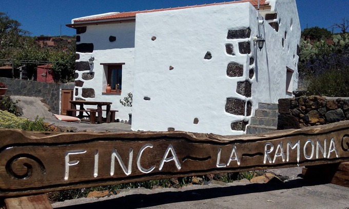 Valverde House | Explore Nature at FeWo Hit: Ocean View & Spa Amenities
